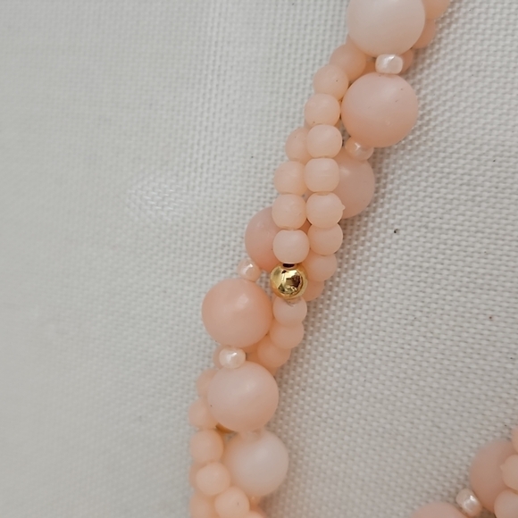 TRIFARI Vintage Soft Pink 22" Necklace - Picture 3 of 6